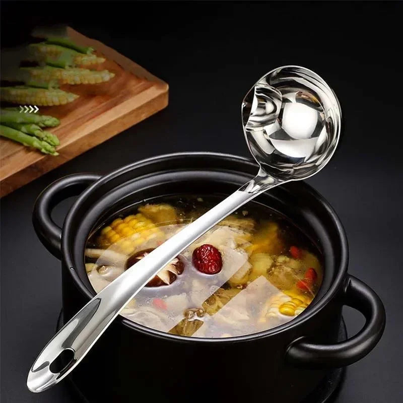 Oil Seperator Spoon, Stainless Steel Oil Filter Spoon Soup with Long Handle Oil Soup Cooking Strainer Filter Soup Ladle